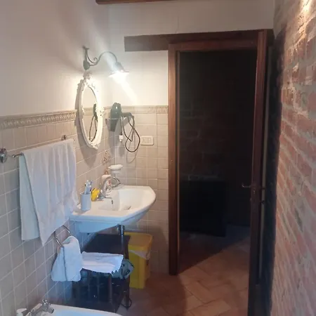 ホテル La Casa Nel Borgo Casamaggiore