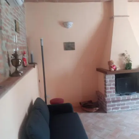ホテル La Casa Nel Borgo